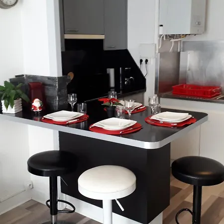 F3 Quartier Valrose , Proche De La Liberation !! Apartment
